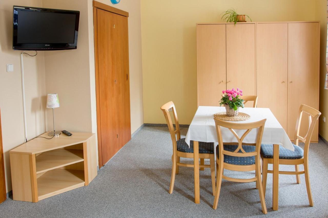 Apartmany A.Sa กัชแปร์สแก ฮอรี ภายนอก รูปภาพ