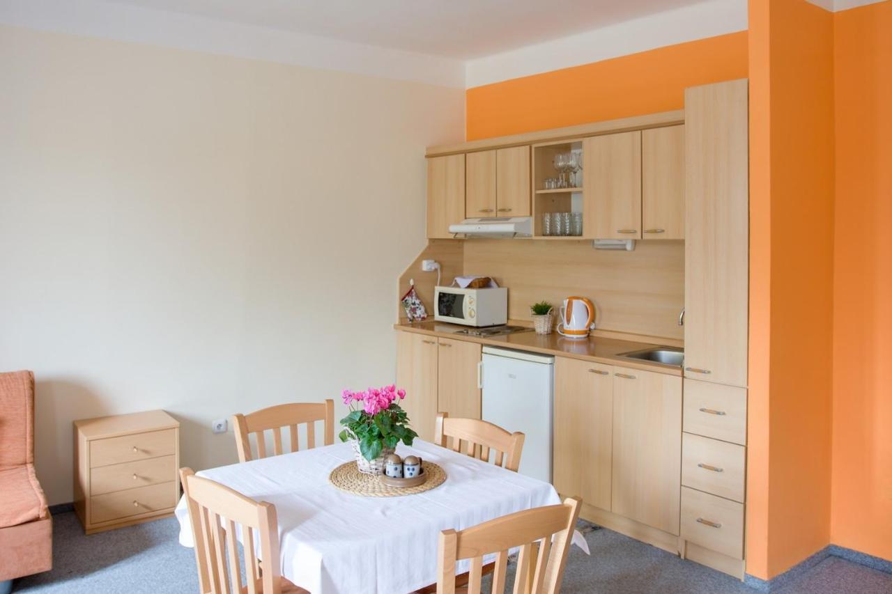 Apartmany A.Sa กัชแปร์สแก ฮอรี ภายนอก รูปภาพ
